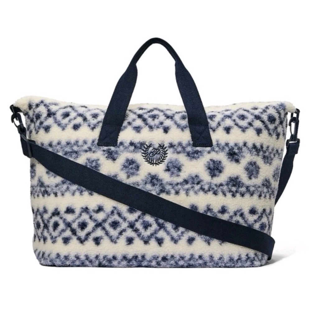 Victoria Secret PINK Tote Bag Plush Sherpa Weekender White Blue Fairisle Print